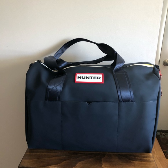Hunter Duffle Bag in Navy NWT - Picture 3 of 4